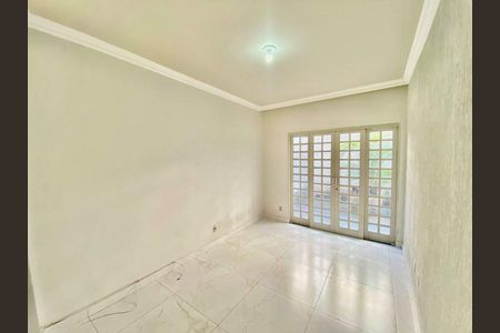 Apartamento à venda com 3 quartos, 91m² em Concórdia, Belo Horizonte