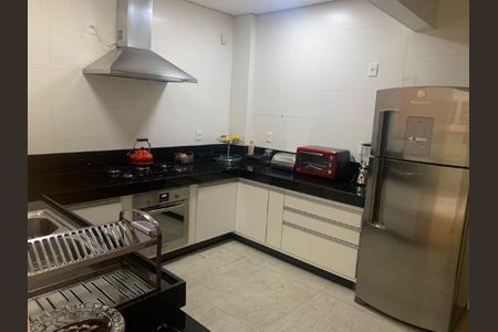 Apartamento à venda com 4 quartos, 180m² em Santo Antônio, Belo Horizonte