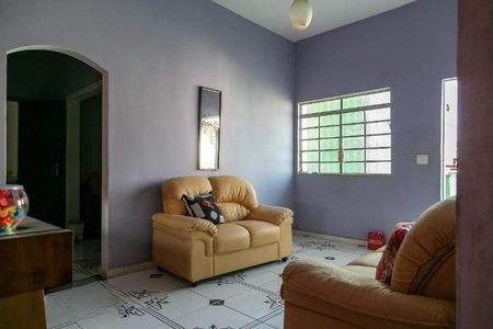 Casa à venda com 4 quartos, 180m² em Sagrada Família, Belo Horizonte