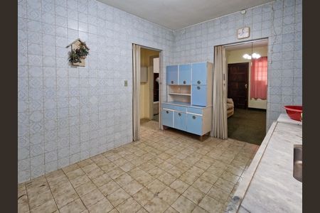 Casa à venda com 157m², 2 quartos e 2 vagas Casa à venda com 157m², 2 quartos e 2 vagasCozinha