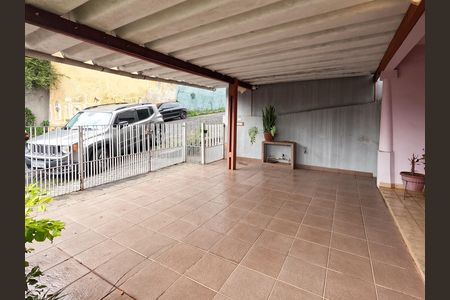 Casa à venda com 157m², 2 quartos e 2 vagas Casa à venda com 157m², 2 quartos e 2 vagasGaragem