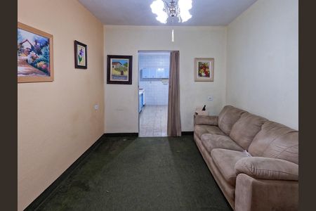 Casa à venda com 157m², 2 quartos e 2 vagas Casa à venda com 157m², 2 quartos e 2 vagasSala