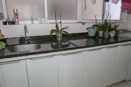 Apartamento à venda com 134m², 3 quartos e 2 vagas Apartamento à venda com 134m², 3 quartos e 2 vagasÁrea de Serviço