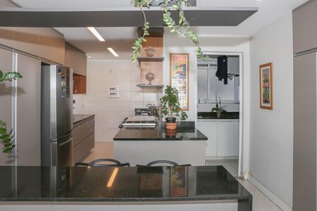 Apartamento à venda com 134m², 3 quartos e 2 vagas Apartamento à venda com 134m², 3 quartos e 2 vagasCozinha