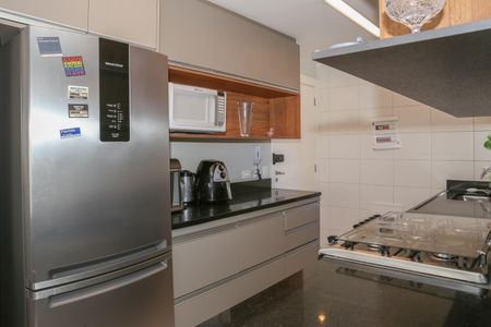 Apartamento à venda com 134m², 3 quartos e 2 vagas Apartamento à venda com 134m², 3 quartos e 2 vagasCozinha