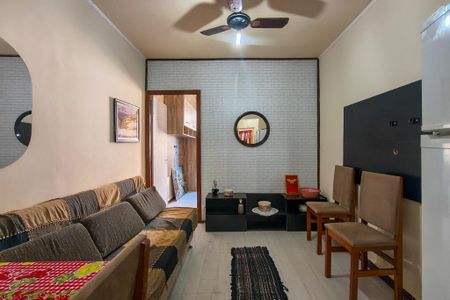 Sala de kitnet/studio para alugar com 1 quarto, 32m² em Jardim Imperador, Praia Grande