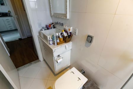 Banheiro Corredor de apartamento à venda com 3 quartos, 117m² em Real Parque, São Paulo