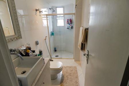 Apartamento à venda com 117m², 3 quartos e 3 vagas Apartamento à venda com 117m², 3 quartos e 3 vagasBanheiro Corredor