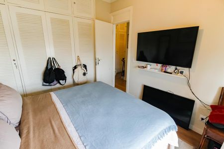 Apartamento à venda com 117m², 3 quartos e 3 vagas Apartamento à venda com 117m², 3 quartos e 3 vagasQuarto 2