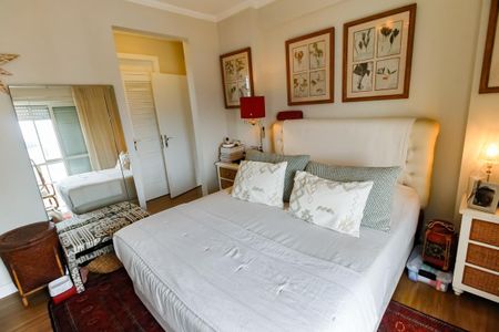 Apartamento à venda com 117m², 3 quartos e 3 vagas Apartamento à venda com 117m², 3 quartos e 3 vagasSuíte