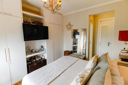 Apartamento à venda com 117m², 3 quartos e 3 vagas Apartamento à venda com 117m², 3 quartos e 3 vagasSuíte