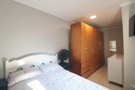 Casa para alugar com 100m², 3 quartos e 2 vagasQuarto 1