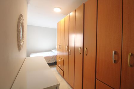 Quarto 1 de casa para alugar com 3 quartos, 100m² em Vila Socorro, São Paulo