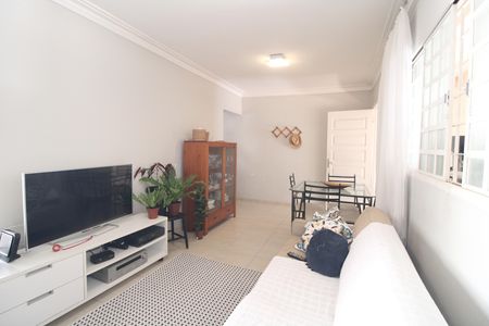 Sala de casa para alugar com 3 quartos, 100m² em Vila Socorro, São Paulo