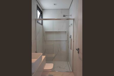 Casa de condomínio à venda com 430m², 3 quartos e 4 vagas Casa de condomínio à venda com 430m², 3 quartos e 4 vagasBanheiro - Suite2
