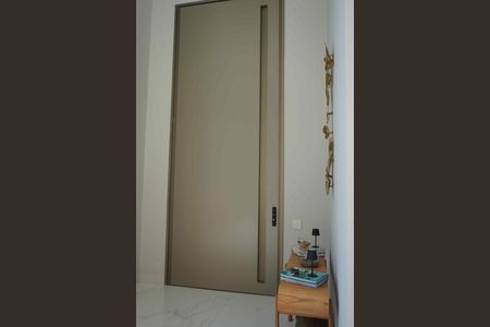 Casa de condomínio à venda com 430m², 3 quartos e 4 vagas Casa de condomínio à venda com 430m², 3 quartos e 4 vagasHall