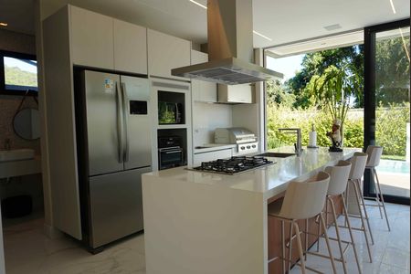 Cozinha  de casa de condomínio à venda com 3 quartos, 430m² em Colinas da Anhanguera, Santana de Parnaíba