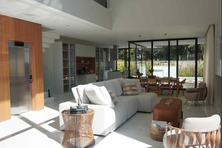 Sala de estar de casa de condomínio à venda com 3 quartos, 430m² em Colinas da Anhanguera, Santana de Parnaíba