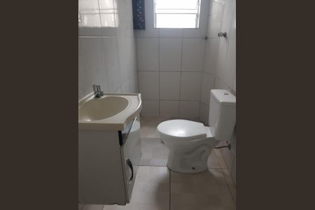 Casa para alugar com 100m², 3 quartos e 2 vagas Casa para alugar com 100m², 3 quartos e 2 vagasBanheiro