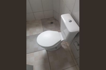 Casa para alugar com 100m², 3 quartos e 2 vagas Casa para alugar com 100m², 3 quartos e 2 vagasBanheiro