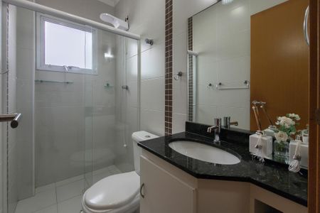 Apartamento para alugar com 125m², 2 quartos e 1 vagaBanheiro 