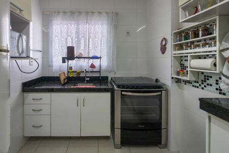Apartamento para alugar com 125m², 2 quartos e 1 vagaCozinha 