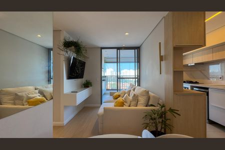 Sala de apartamento para alugar com 2 quartos, 58m² em Chácara Santo Antônio (zona Sul), São Paulo