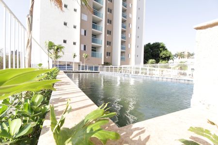 Apartamento para alugar com 70m², 2 quartos e 2 vagasÁrea comum - Piscina