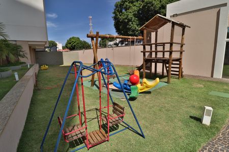Apartamento para alugar com 70m², 2 quartos e 2 vagasÁrea comum - Playground