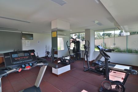 Apartamento para alugar com 70m², 2 quartos e 2 vagasÁrea comum - Academia