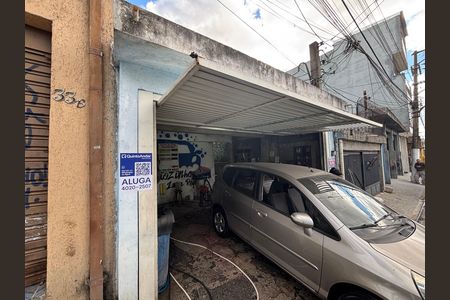 Casa para alugar com 60m², 1 quarto e sem vaga Casa para alugar com 60m², 1 quarto e sem vagaFachada
