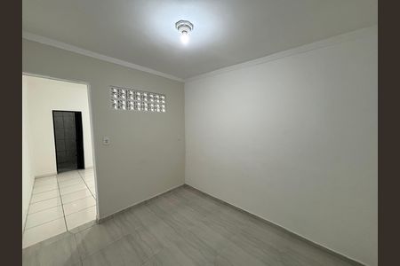 Quarto 1 de casa para alugar com 1 quarto, 60m² em Jardim Coimbra, São Paulo