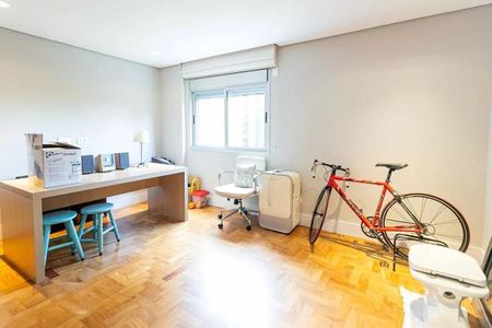 Apartamento à venda com 122m², 2 quartos e 1 vaga