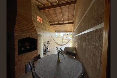 Casa para alugar com 60m², 2 quartos e 2 vagas