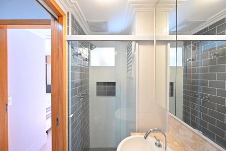 Apartamento à venda com 60m², 2 quartos e 1 vagaBanheiro Social