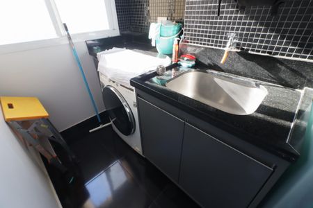 Apartamento à venda com 53m², 2 quartos e 1 vagaCozinha e Área de Serviço