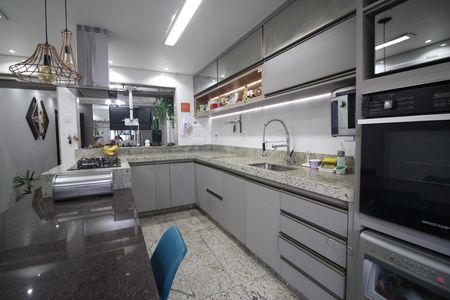 Casa à venda com 500m², 3 quartos e 3 vagasCozinha
