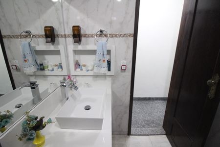 Casa à venda com 500m², 3 quartos e 3 vagasBanheiro
