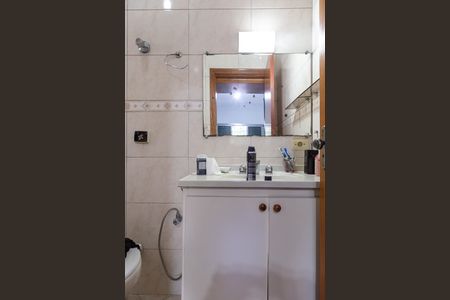 Casa para alugar com 79m², 4 quartos e 2 vagasBanheiro do Quarto 1 suíte