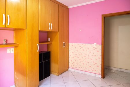Casa para alugar com 79m², 4 quartos e 2 vagasQuarto 2