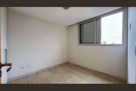 Apartamento à venda com 3 quartos, 108m² em Itapoã, Belo Horizonte