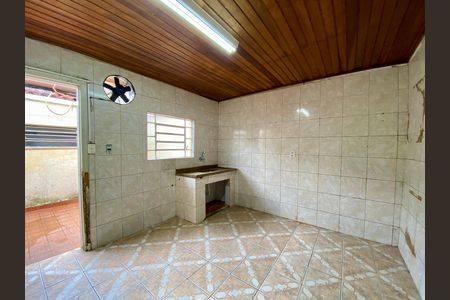 Casa para alugar com 183m², 3 quartos e 2 vagas Casa para alugar com 183m², 3 quartos e 2 vagasCozinha edícula