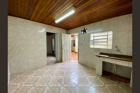Casa para alugar com 183m², 3 quartos e 2 vagas Casa para alugar com 183m², 3 quartos e 2 vagasCozinha edícula