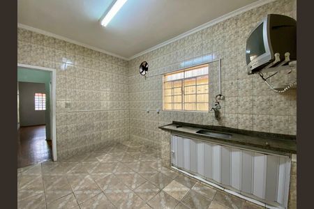 Casa para alugar com 183m², 3 quartos e 2 vagas Casa para alugar com 183m², 3 quartos e 2 vagasCozinha