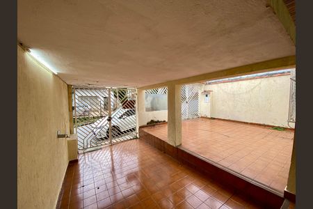 Casa para alugar com 183m², 3 quartos e 2 vagas Casa para alugar com 183m², 3 quartos e 2 vagasGaragem