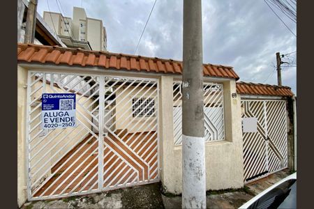 Casa para alugar com 183m², 3 quartos e 2 vagas Casa para alugar com 183m², 3 quartos e 2 vagasPlaca instalada na fachada do imóvel