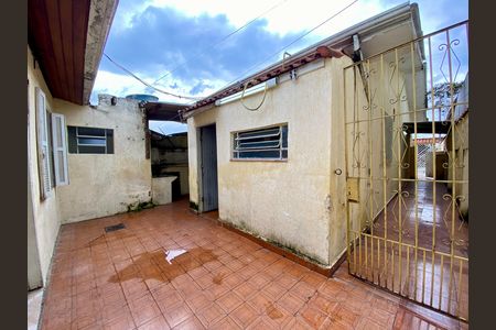 Casa para alugar com 183m², 3 quartos e 2 vagas Casa para alugar com 183m², 3 quartos e 2 vagasQuintal
