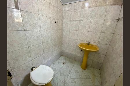 Casa para alugar com 183m², 3 quartos e 2 vagas Casa para alugar com 183m², 3 quartos e 2 vagasBanheiro edícula