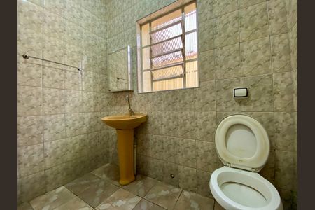 Casa para alugar com 183m², 3 quartos e 2 vagas Casa para alugar com 183m², 3 quartos e 2 vagasBanheiro 1