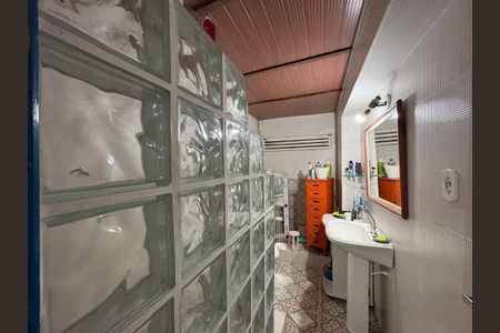 Casa à venda com 130m², 3 quartos e 2 vagas